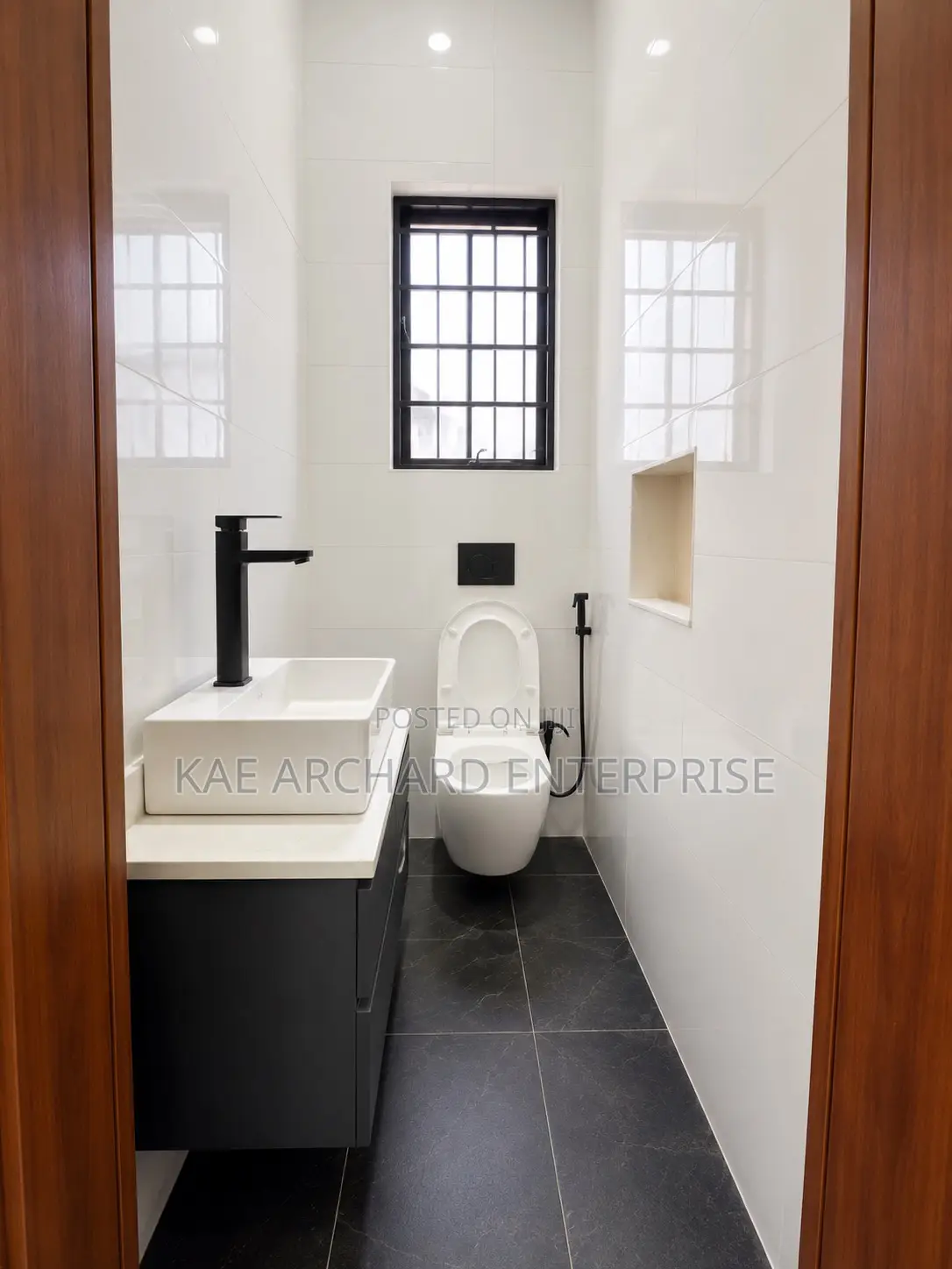 5bdrm Townhouse/Terrace in Abuja (FCT) for sale