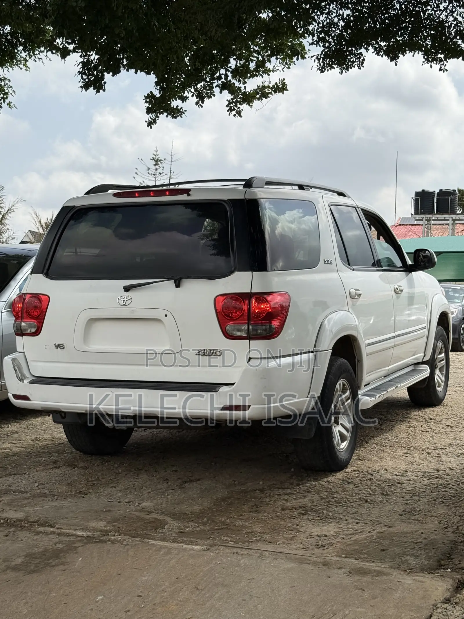 Toyota Sequoia SR5 4dr SUV 4WD (4.7L 8cyl 5A) 2006 White