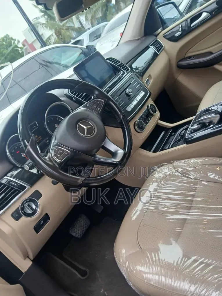 Mercedes-Benz GLE-Class GLE 350 2017 Blue