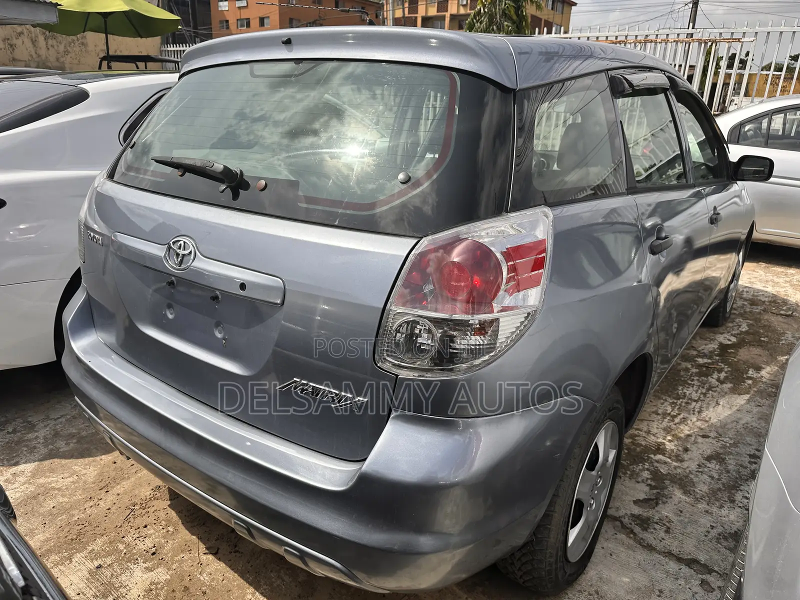 Toyota Matrix Hatchback FWD (1.8L 4cyl 5M) 2005 Blue