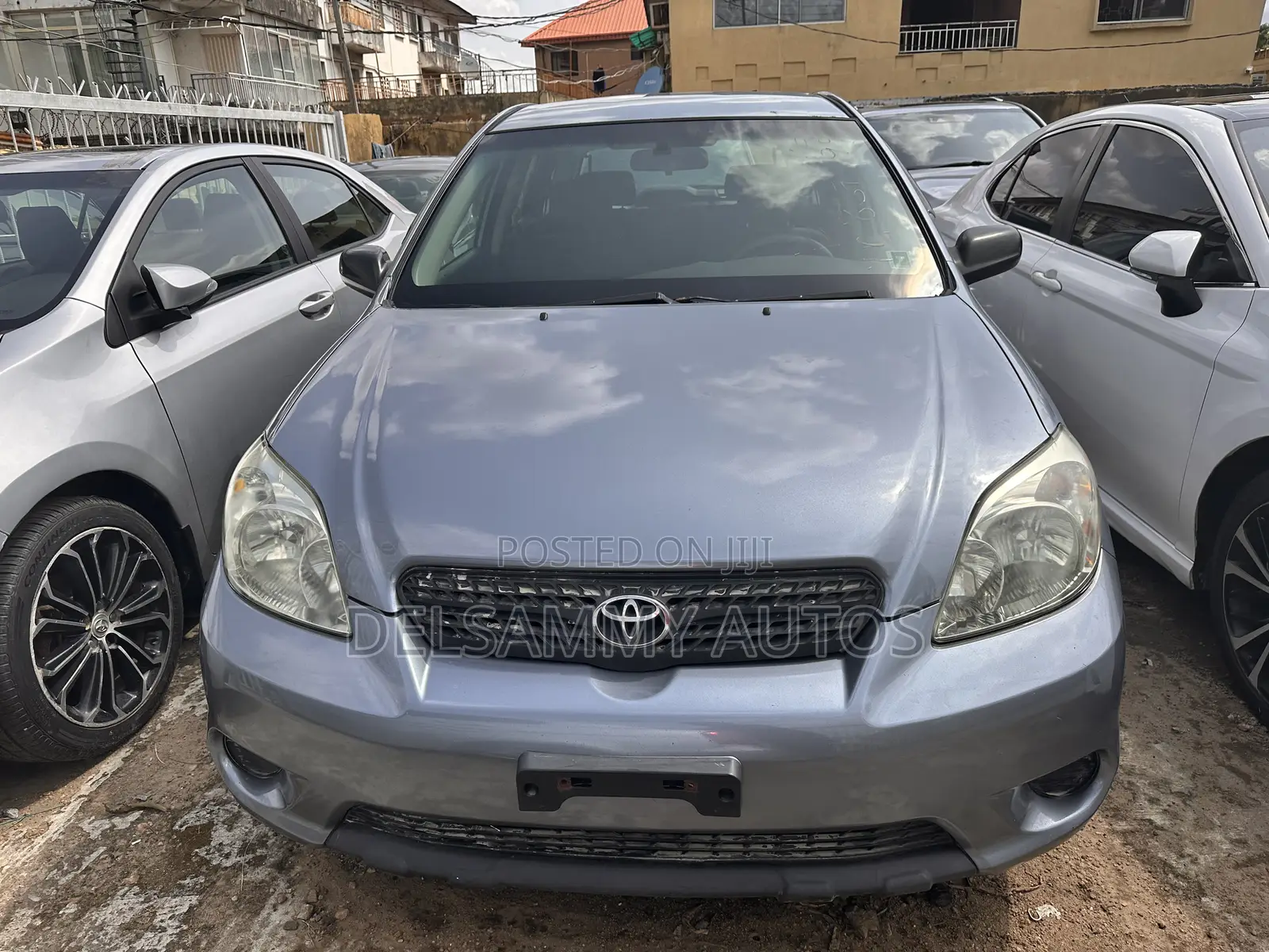 Toyota Matrix Hatchback FWD (1.8L 4cyl 5M) 2005 Blue