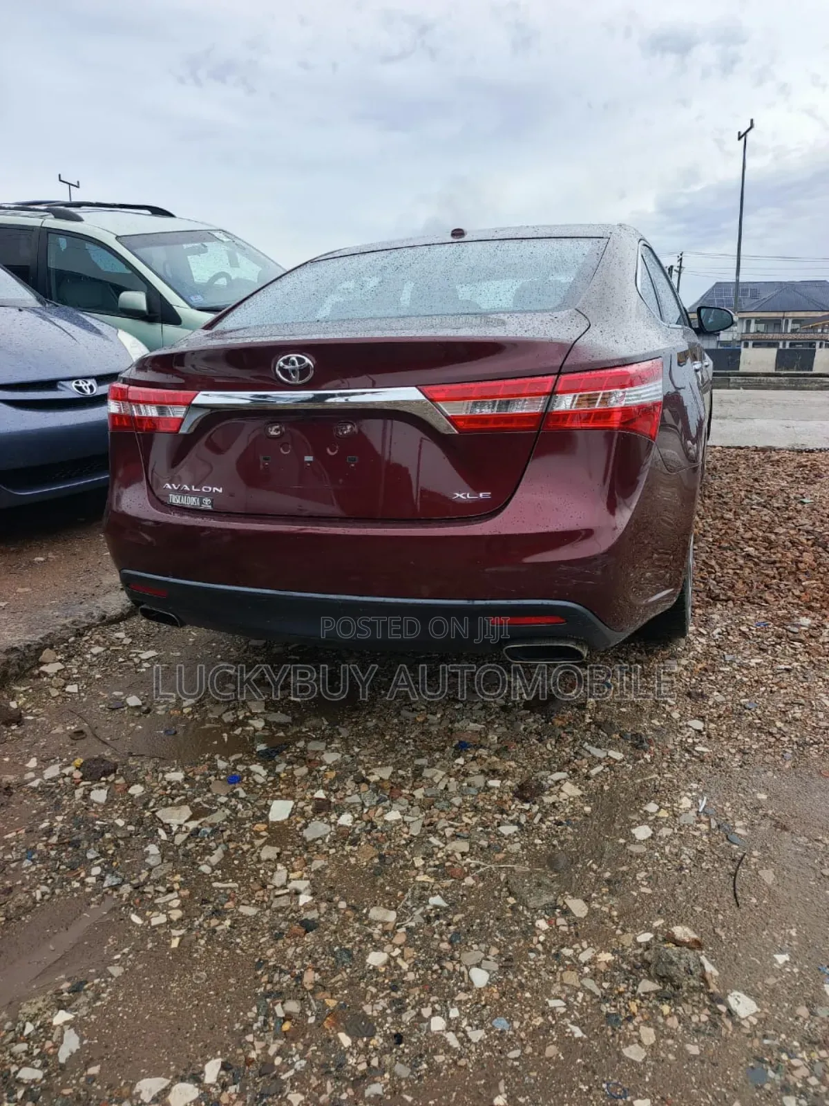 Toyota Avalon XLE 4dr Sedan (3.5L 6cyl 6A) 2015 Red