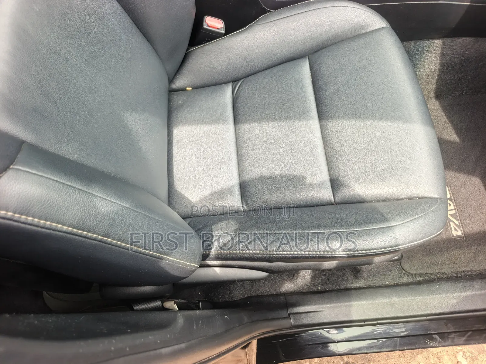 Toyota RAV4 Limited 4dr SUV (2.5L 4cyl 6A) 2014 Black