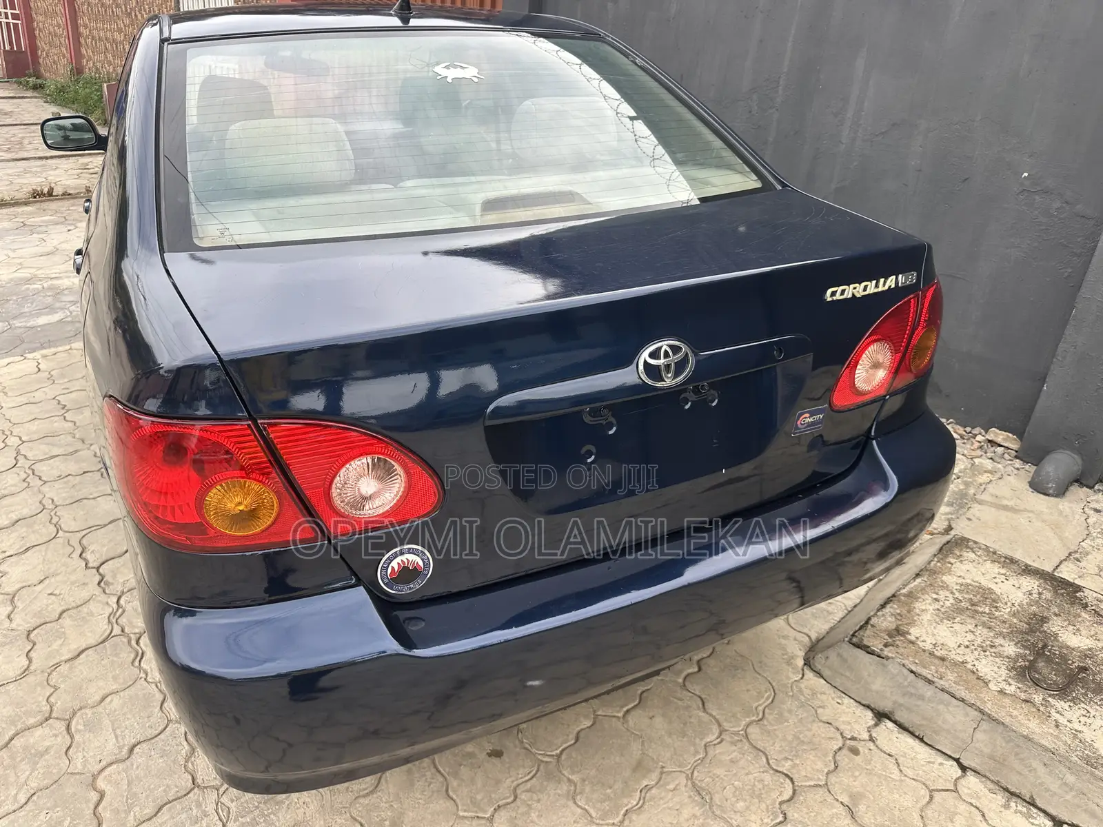 Toyota Corolla LE 2004 Blue