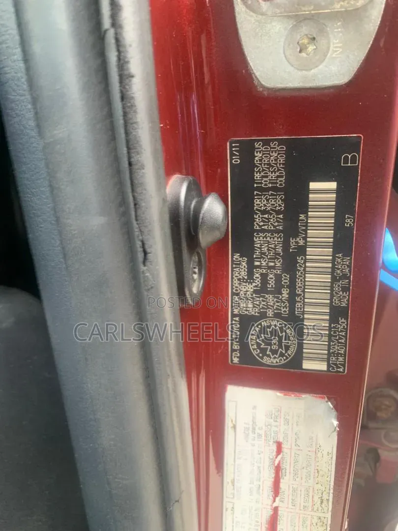 Toyota 4-Runner SR5 4WD 2011 Red