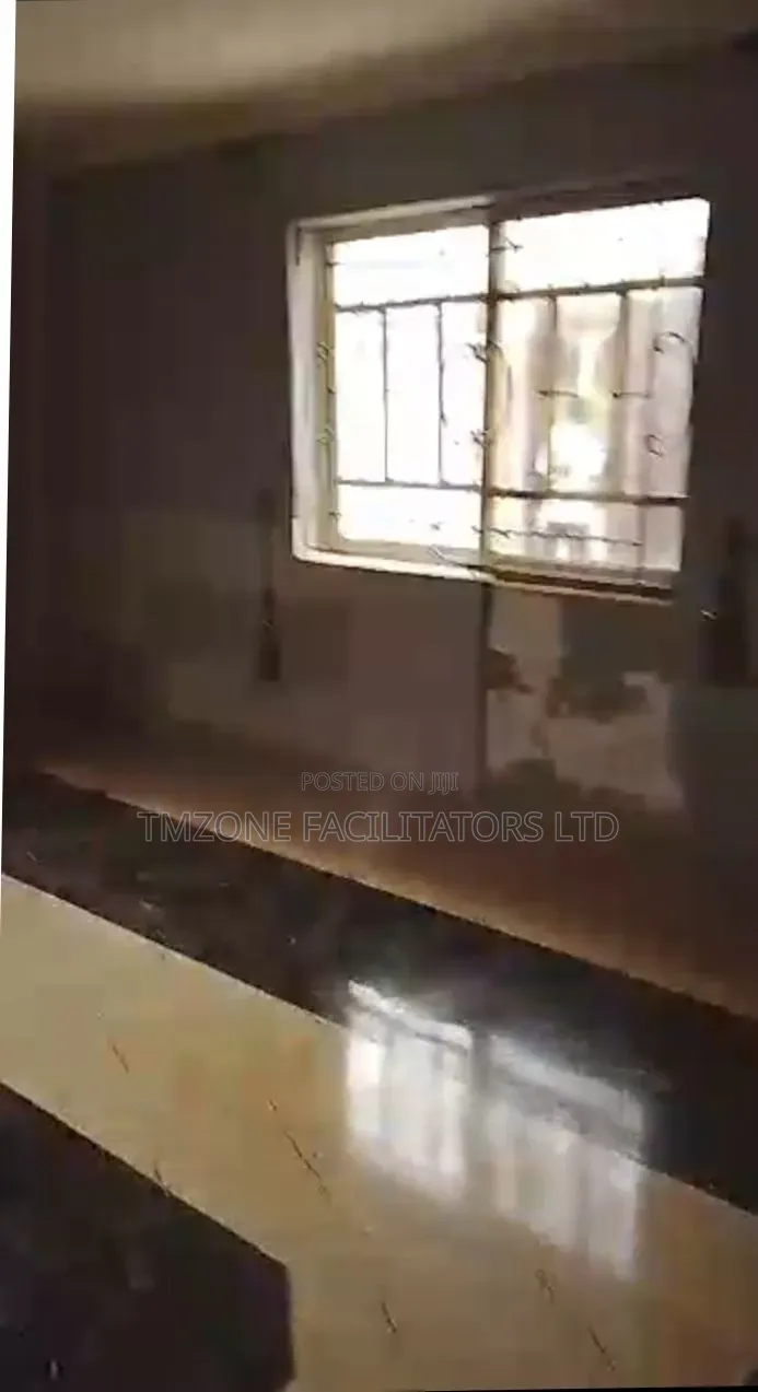 3bdrm Bungalow in Ifedowapo for sale
