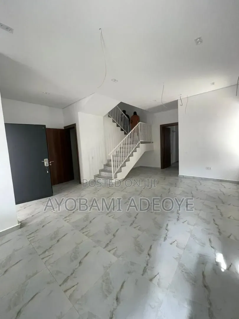 4bdrm Duplex in Richmond Pearl, Lekki Phase 1 for rent