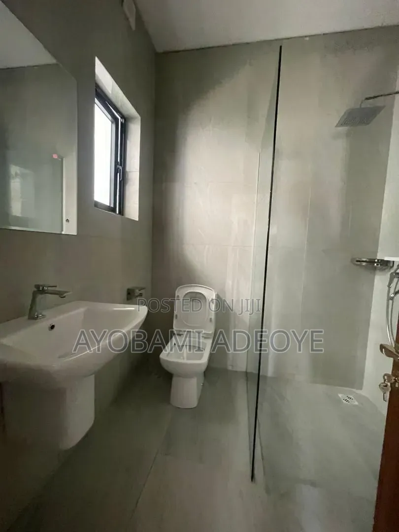 4bdrm Duplex in Richmond Pearl, Lekki Phase 1 for rent