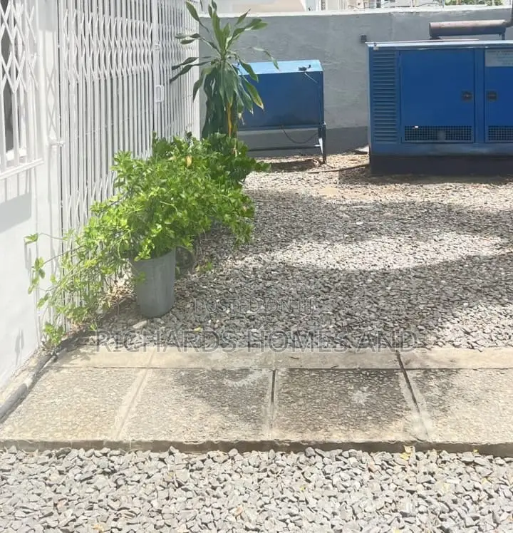 5 Bedrooms Commercial Property For Rent In Ikoyi