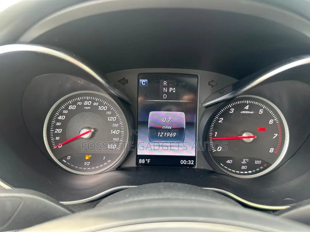 Mercedes-Benz C300 2017 Black