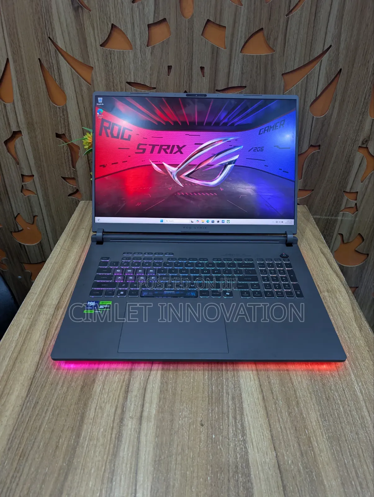 Laptop Asus ROG Strix G17 32GB Intel Core Ultra 9 SSD 2T