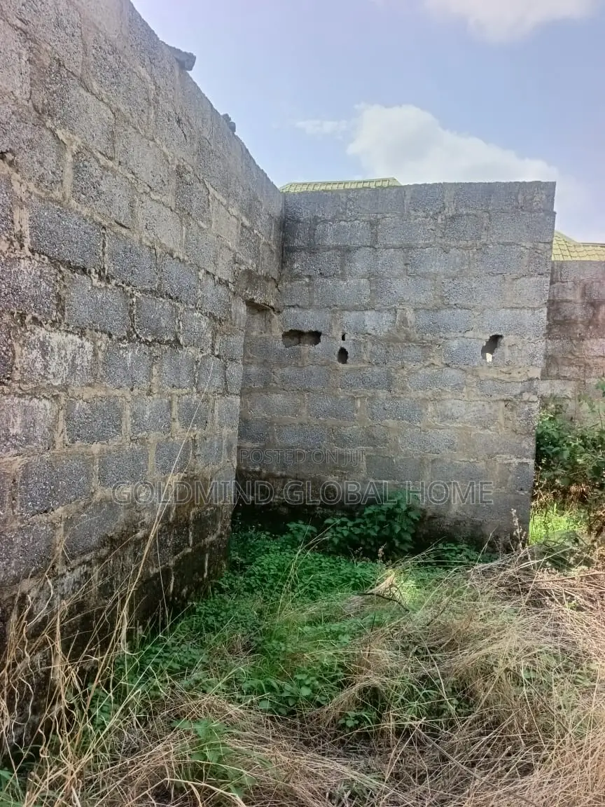 2bdrm Bungalow in Lugbe District. for sale