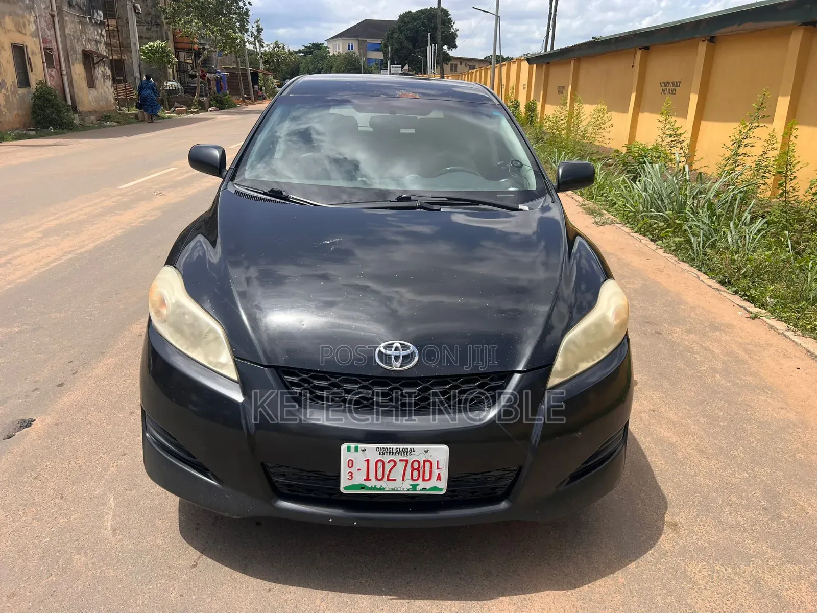 Toyota Matrix XRS Hatchback FWD (2.4L 4cyl 5A) 2009 Black