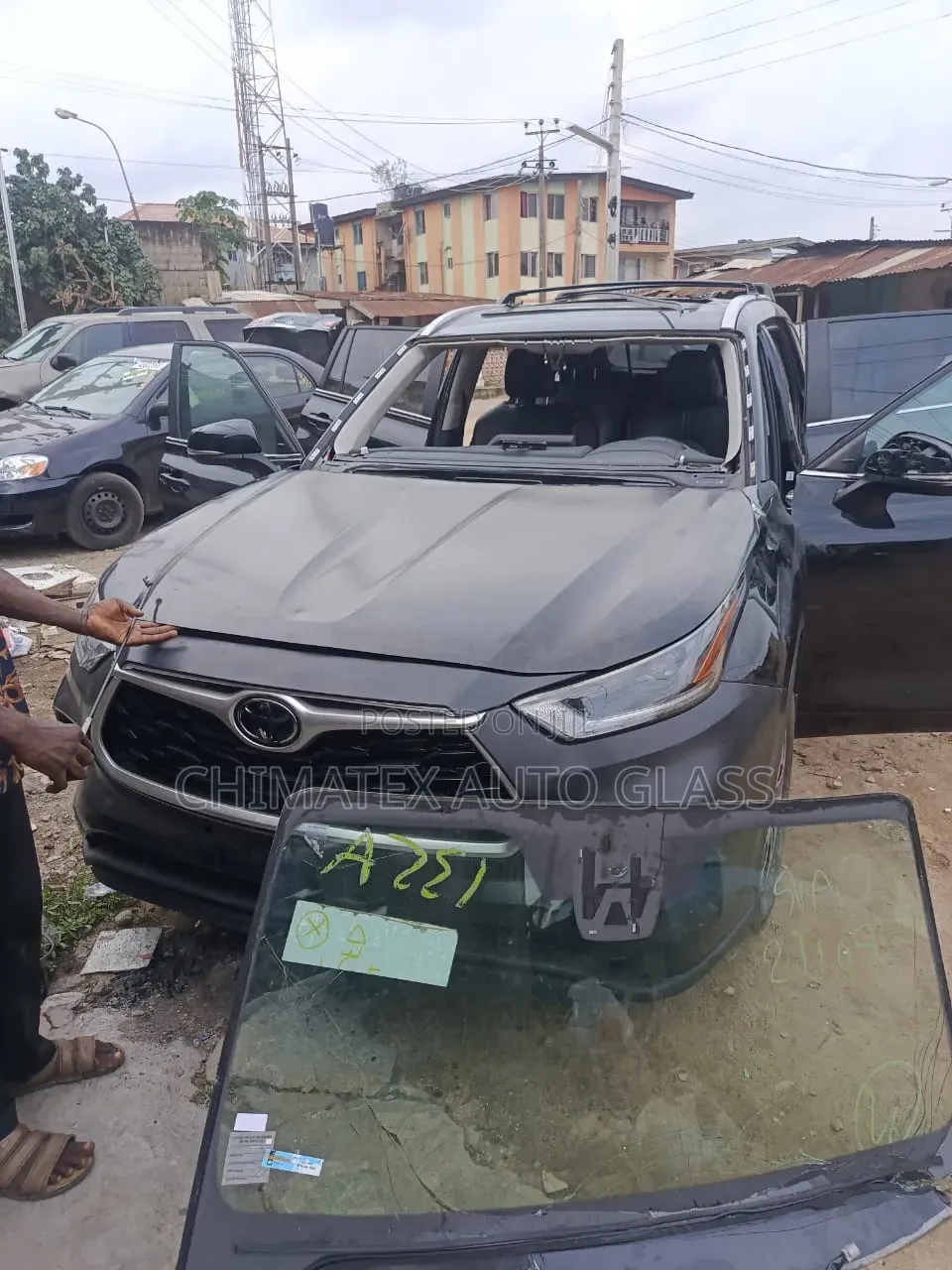 Toyota Highlander 2019/2020 Windscreen Glass Available Installed