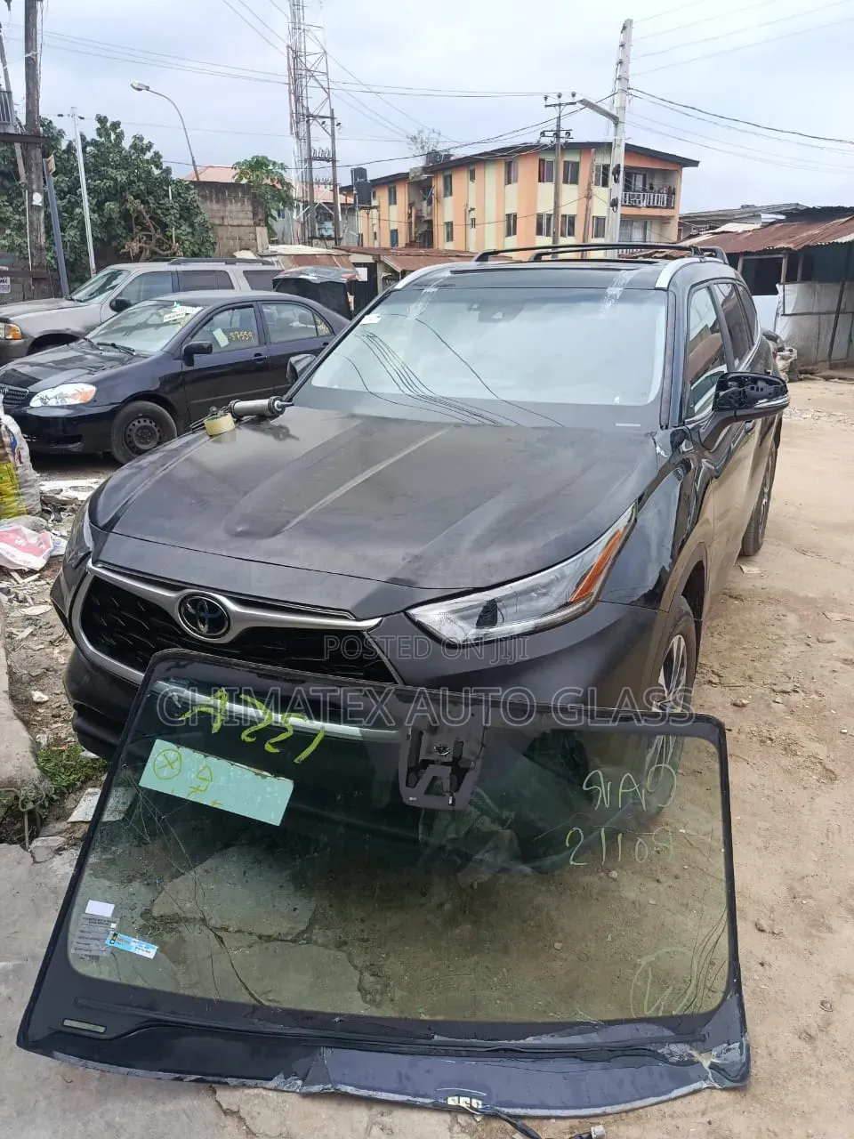 Toyota Highlander 2019/2020 Windscreen Glass Available Installed