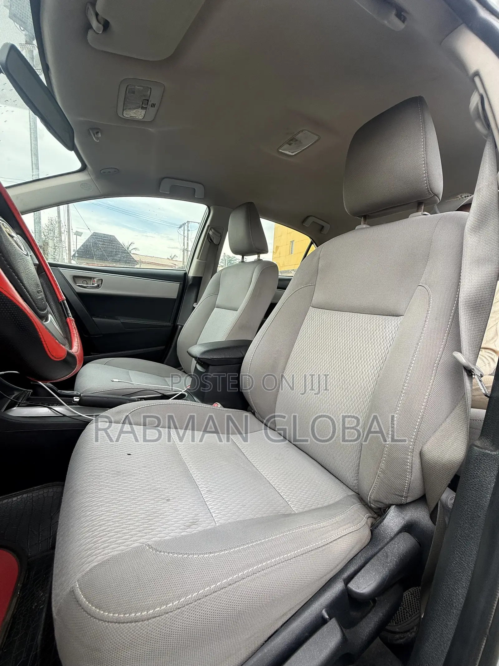 Toyota Corolla LE 4dr Sedan (1.8L 4cyl CVT) 2016 Silver