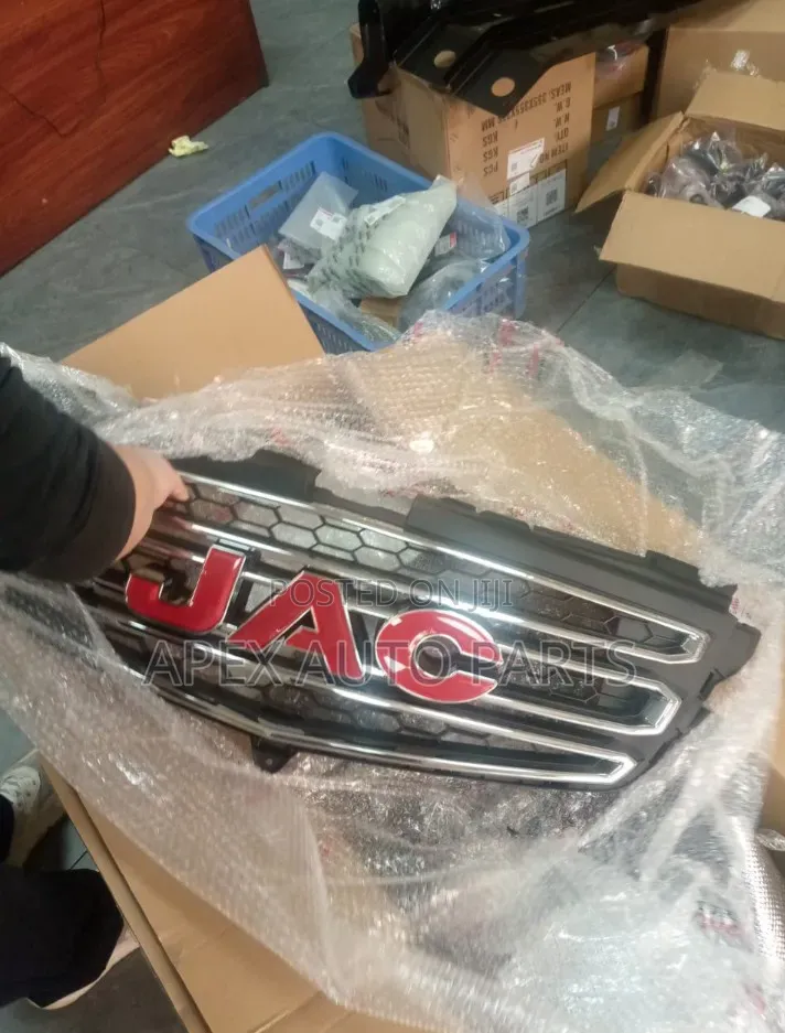Brand New Front Grille for Jac T6 Pickup (Original Quality)