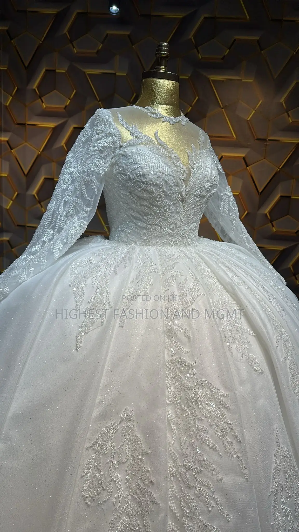 Shiny Long-Sleeve Wedding Dress With Lace Embroidery – Style 893