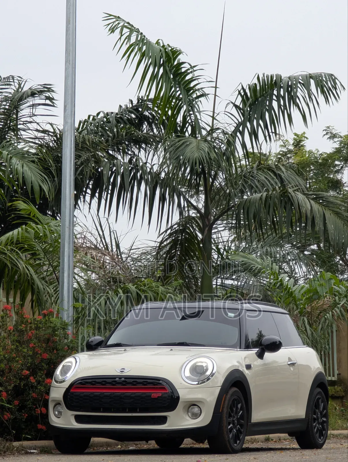 Mini Cooper 2017 White