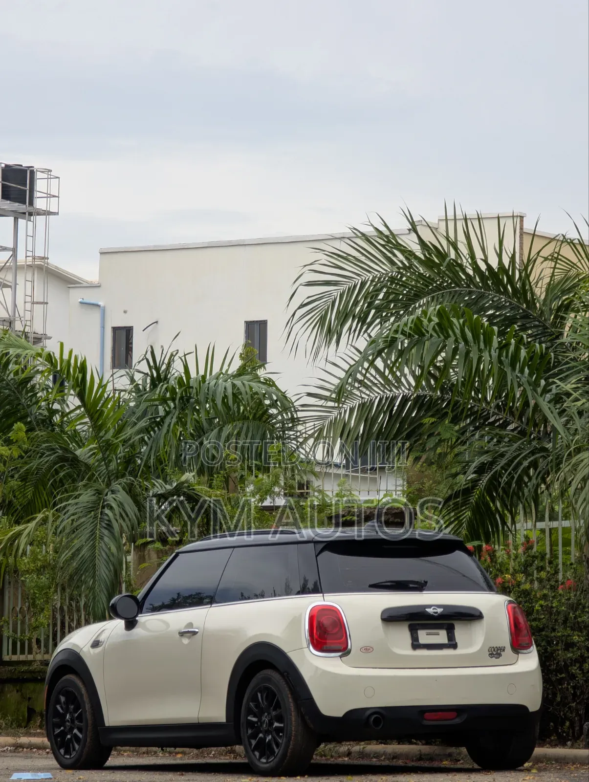Mini Cooper 2017 White