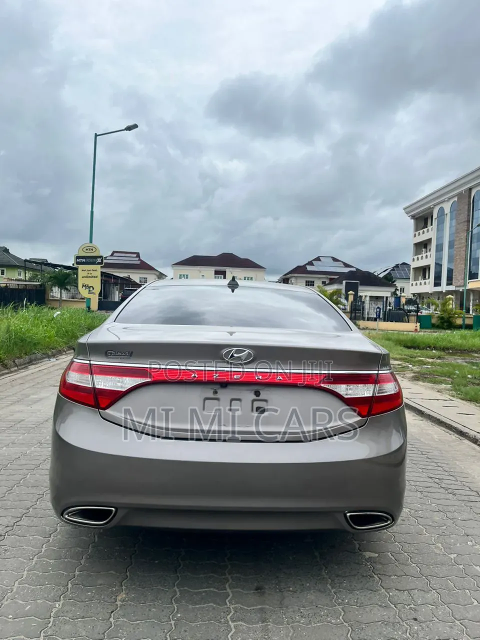 Hyundai Azera Base 2012 Brown