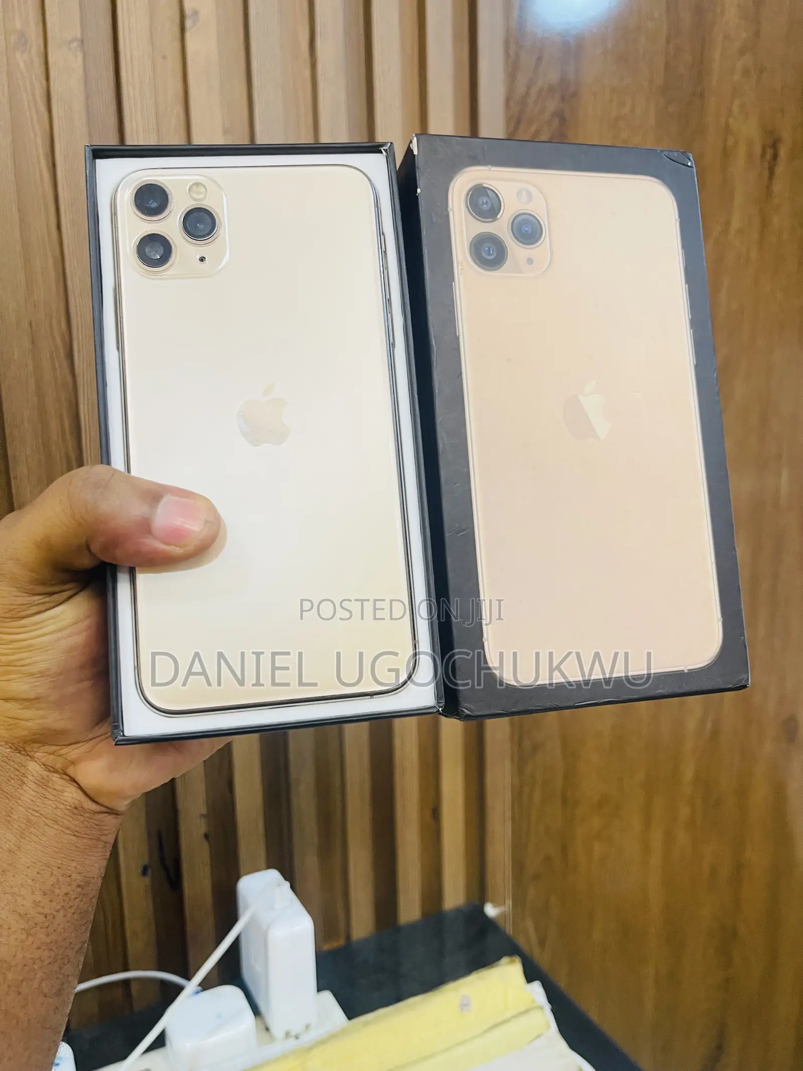 Apple iPhone 11 Pro Max 64 GB Gold