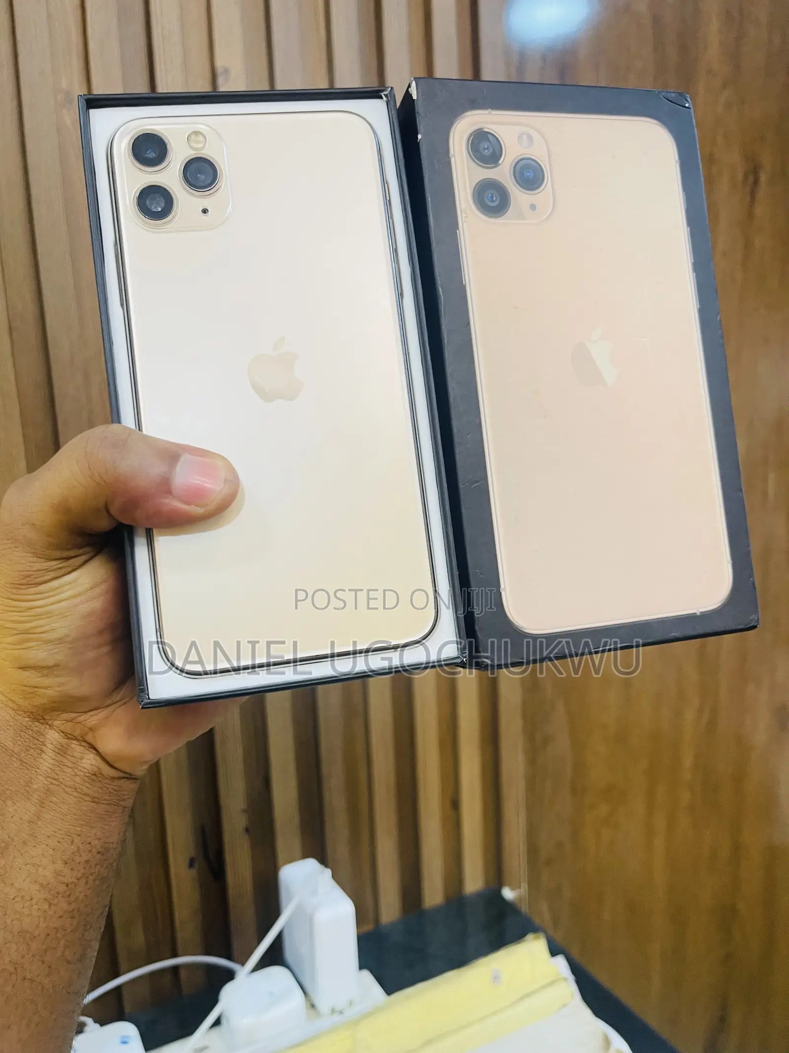 Apple iPhone 11 Pro Max 64 GB Gold