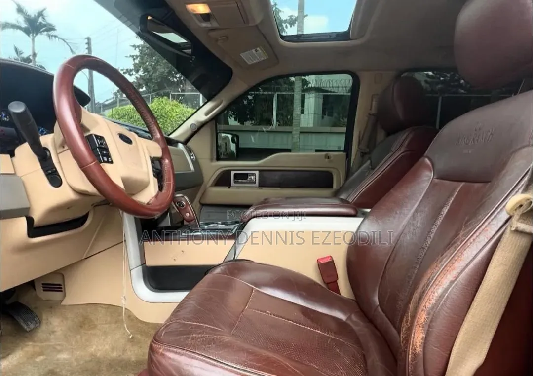 Ford F-150 King Ranch 4dr SuperCrew 4WD 6.5 ft. SB (5.0L 8cyl 6A) 2014 Red