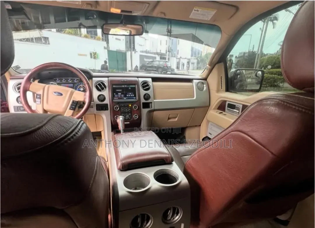 Ford F-150 King Ranch 4dr SuperCrew 4WD 6.5 ft. SB (5.0L 8cyl 6A) 2014 Red