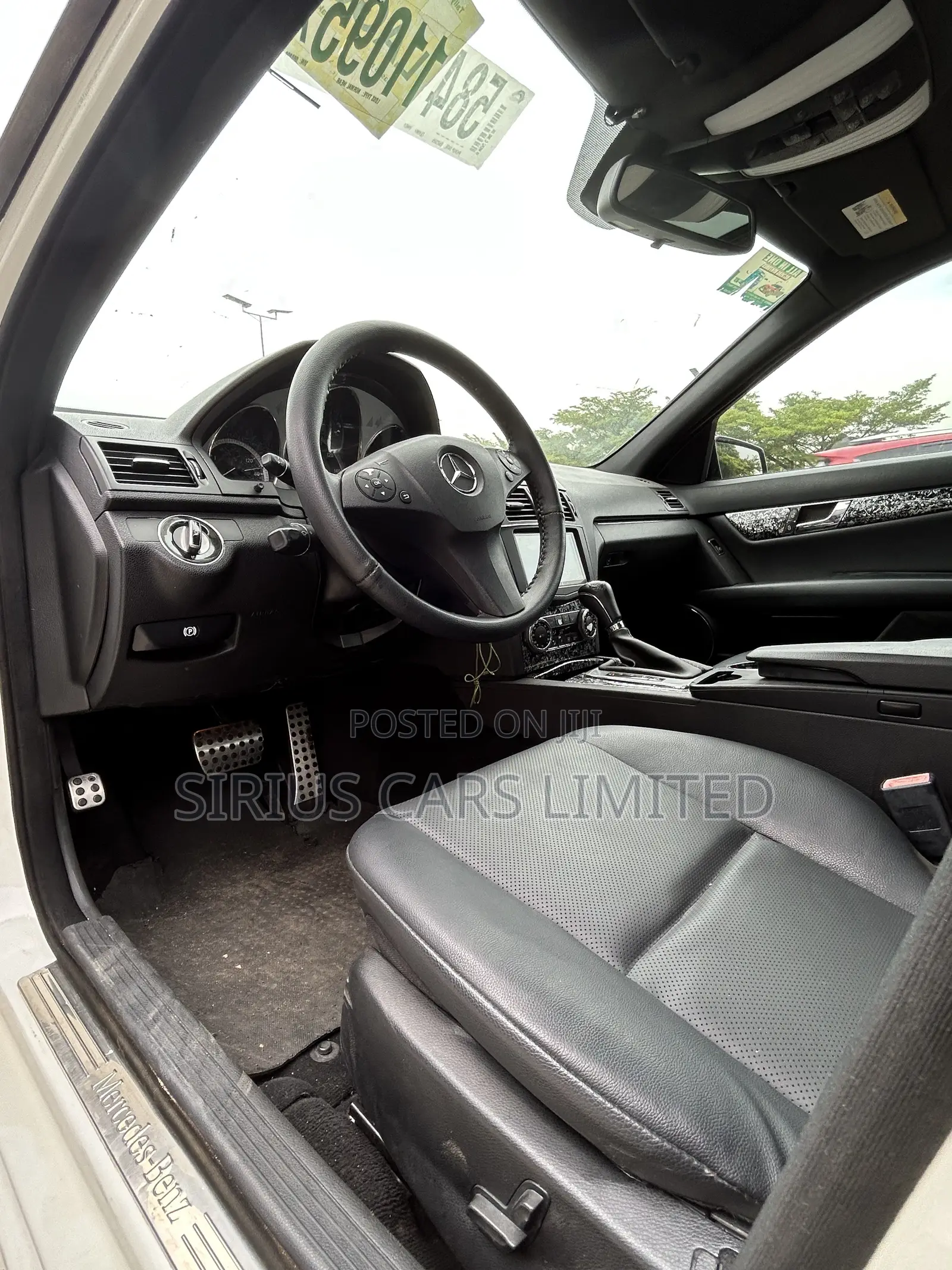 Mercedes-Benz C300 Sport Sedan RWD (3.0L 6cyl 6M) 2010 White