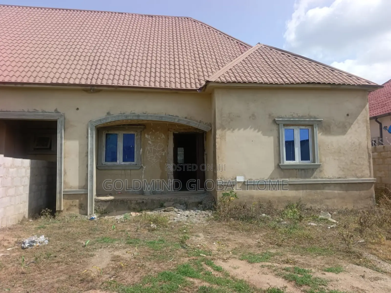 2bdrm Bungalow in Lugbe District., FHA for sale