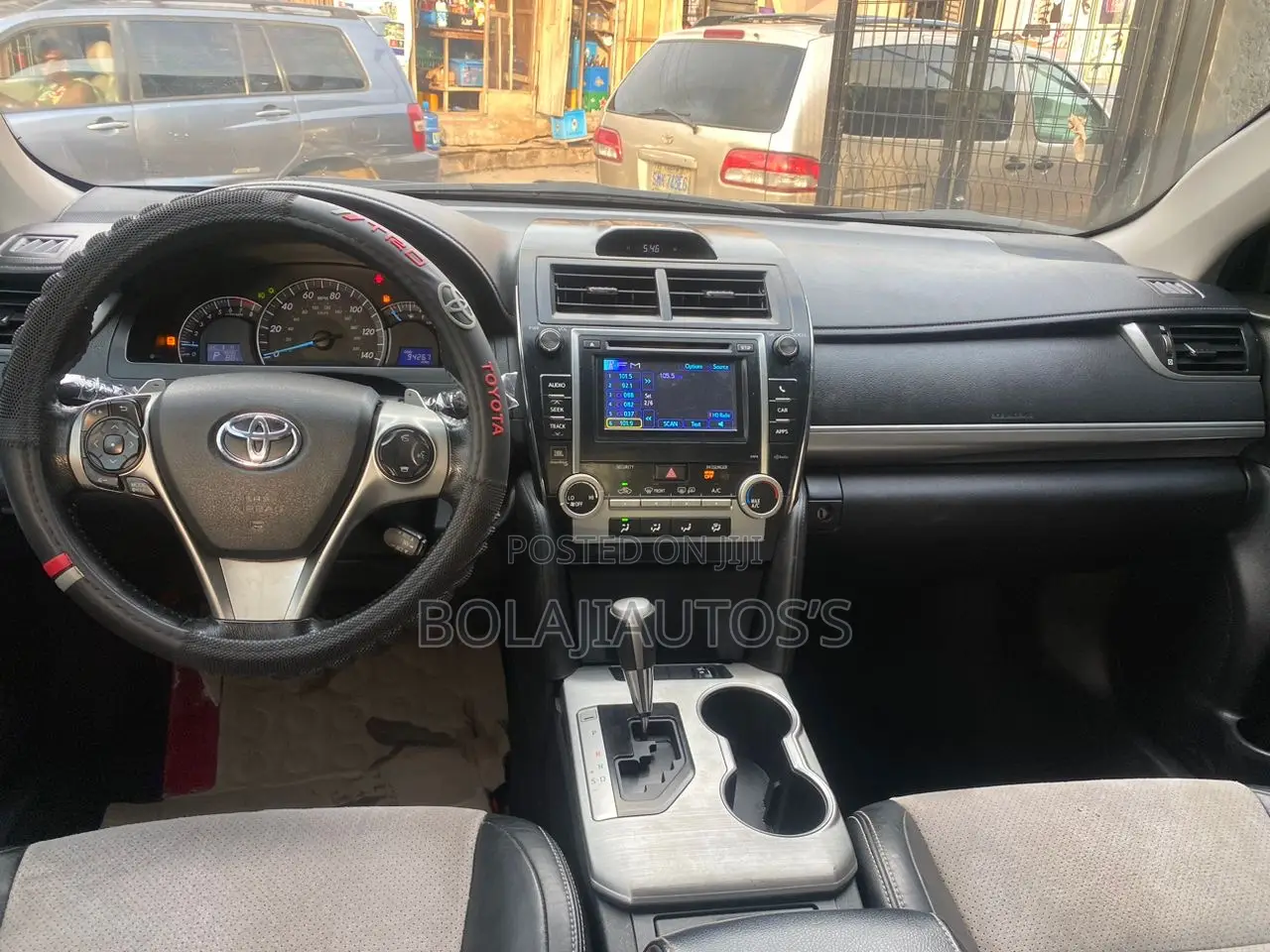 Toyota Camry SE V6 4dr Sedan (3.5L 6cyl 6A) 2013 Black