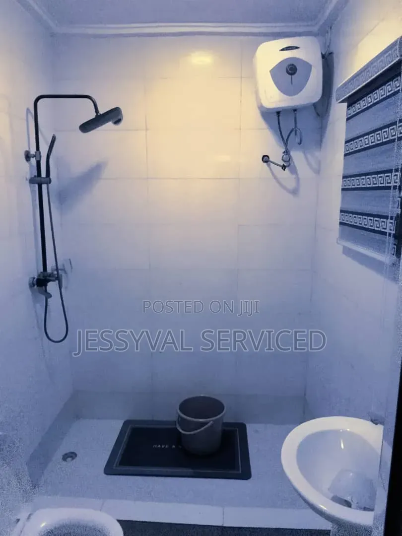 Massive Single Room Studio Apartment