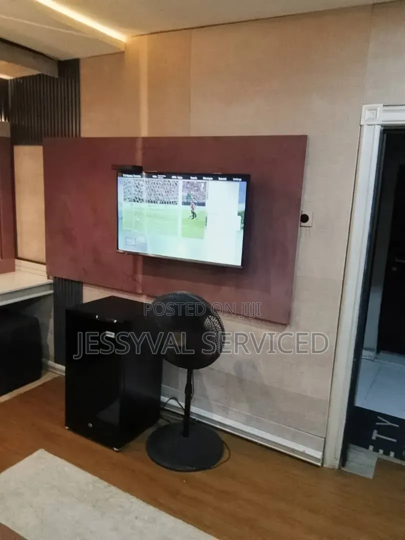Massive Single Room Studio Apartment