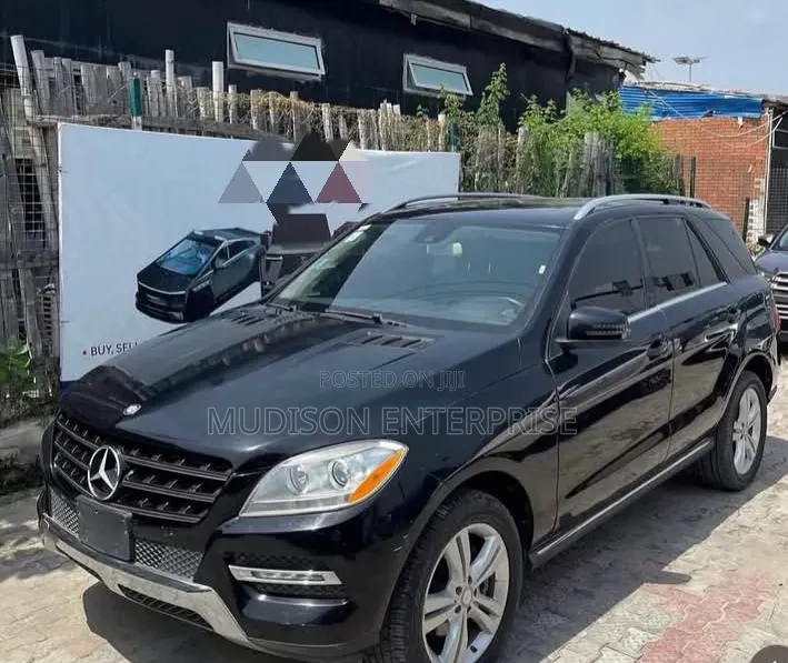 Mercedes-Benz M Class 2015 Black