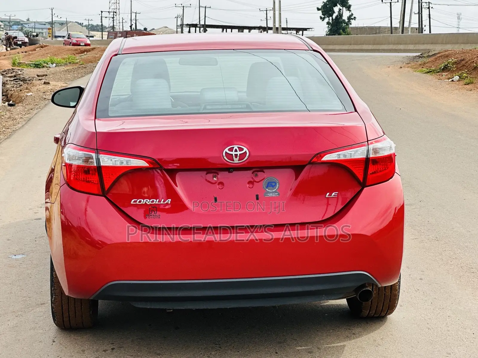 Toyota Corolla LE Premium 4dr Sedan (1.8L 4cyl CVT) 2016 Red
