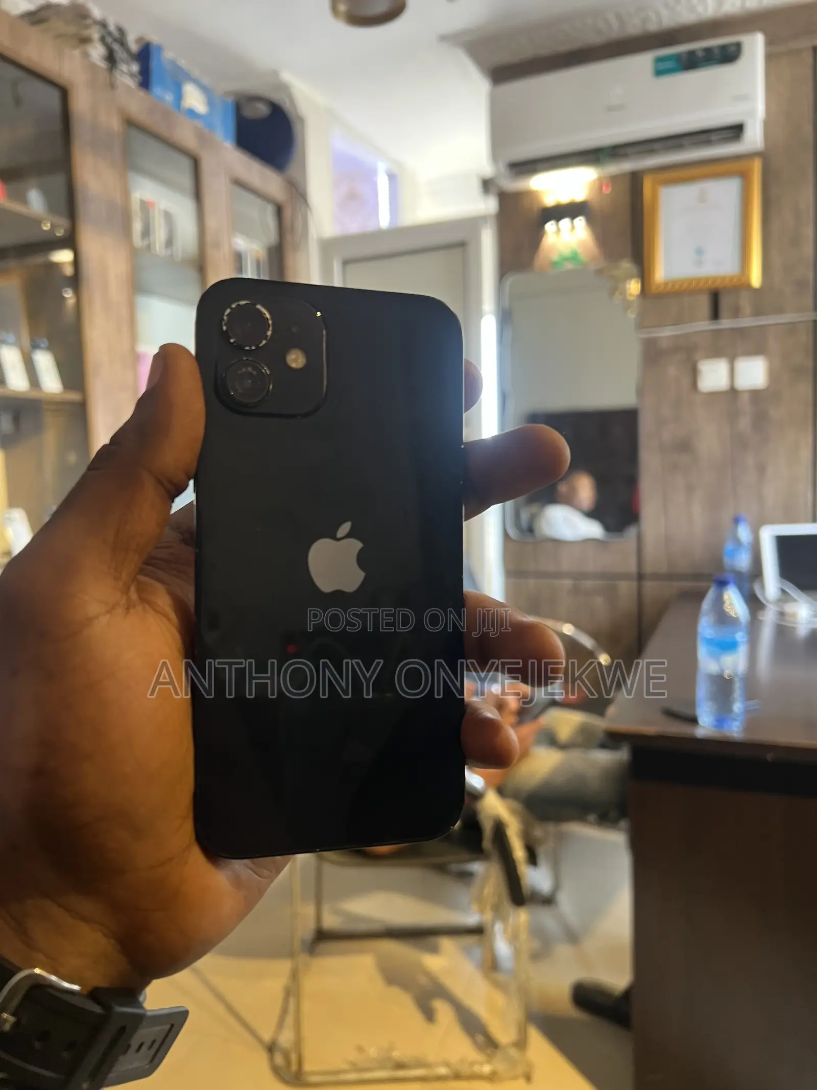 Apple iPhone 12 64 GB Black