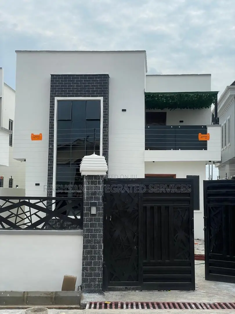 Furnished 4bdrm Duplex in Emmanuel Estate, Jericho for sale