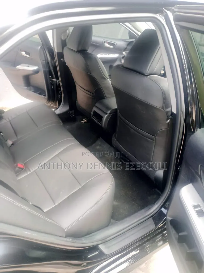 Toyota Camry SE 4dr Sedan (2.5L 4cyl 6A) 2013 Black