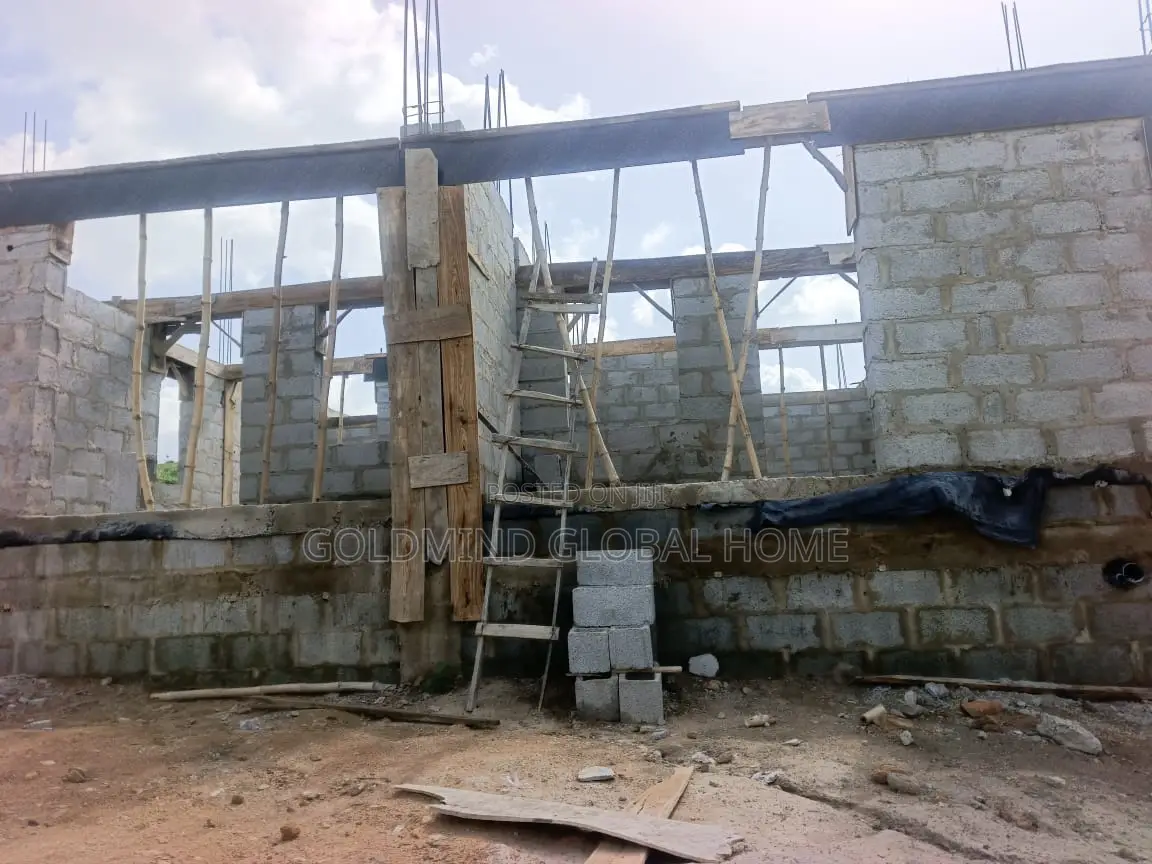 2bdrm Duplex in Lugbe District, for sale