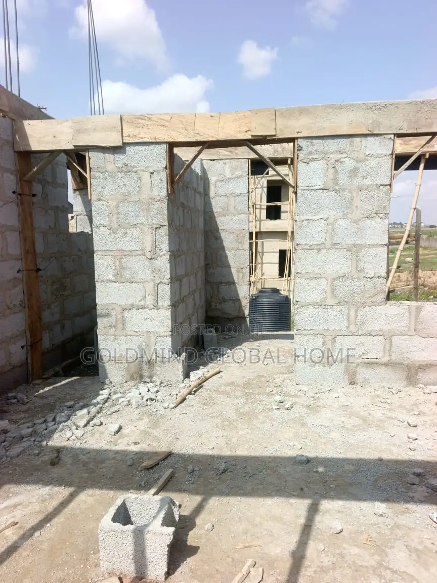 2bdrm Duplex in Lugbe District, for sale