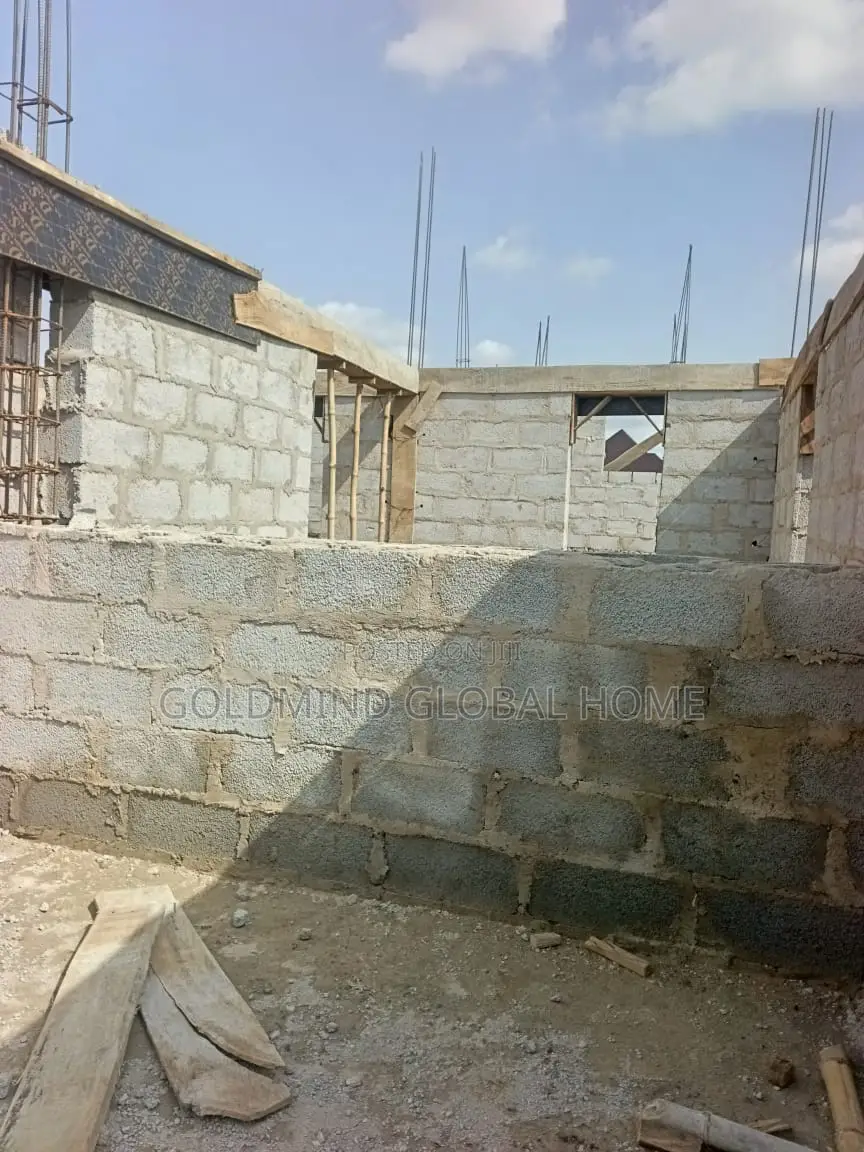 2bdrm Duplex in Lugbe District, for sale