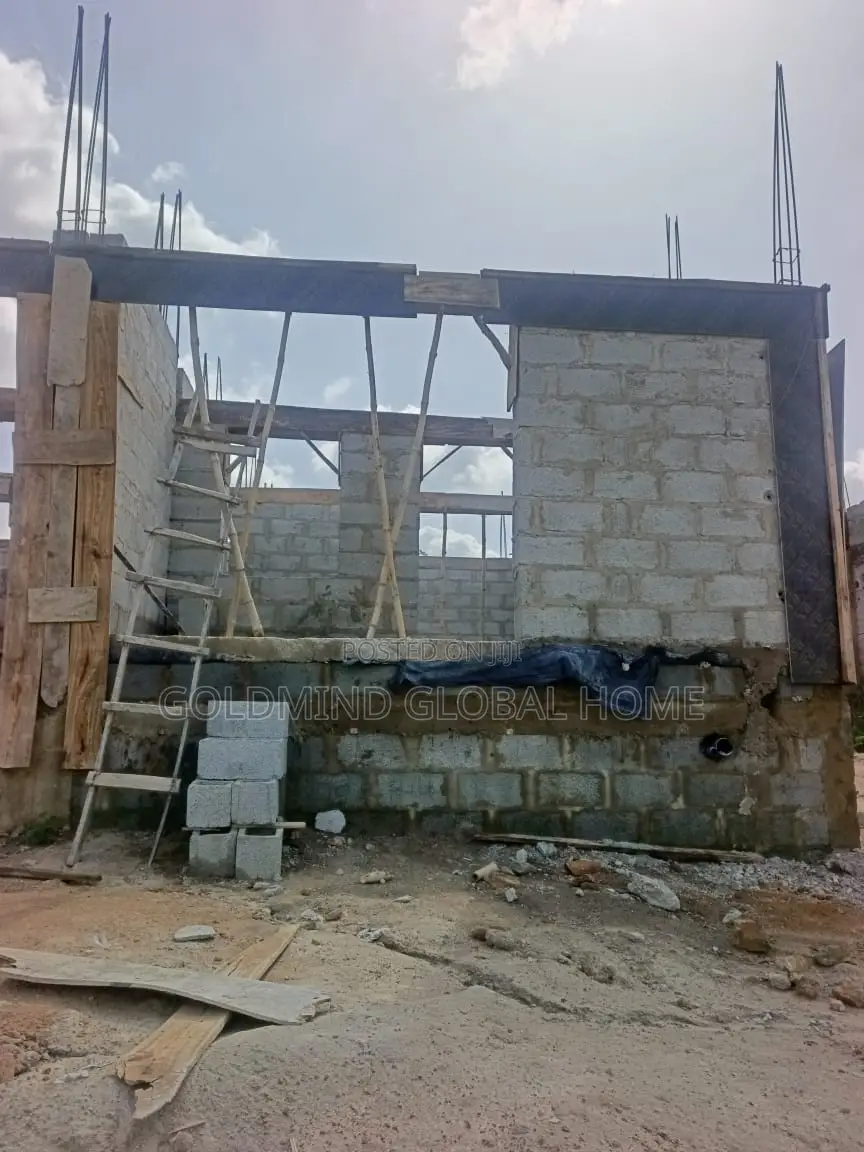 2bdrm Duplex in Lugbe District, for sale