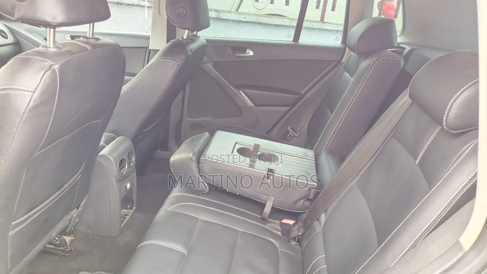 Volkswagen Tiguan 2009 Gray