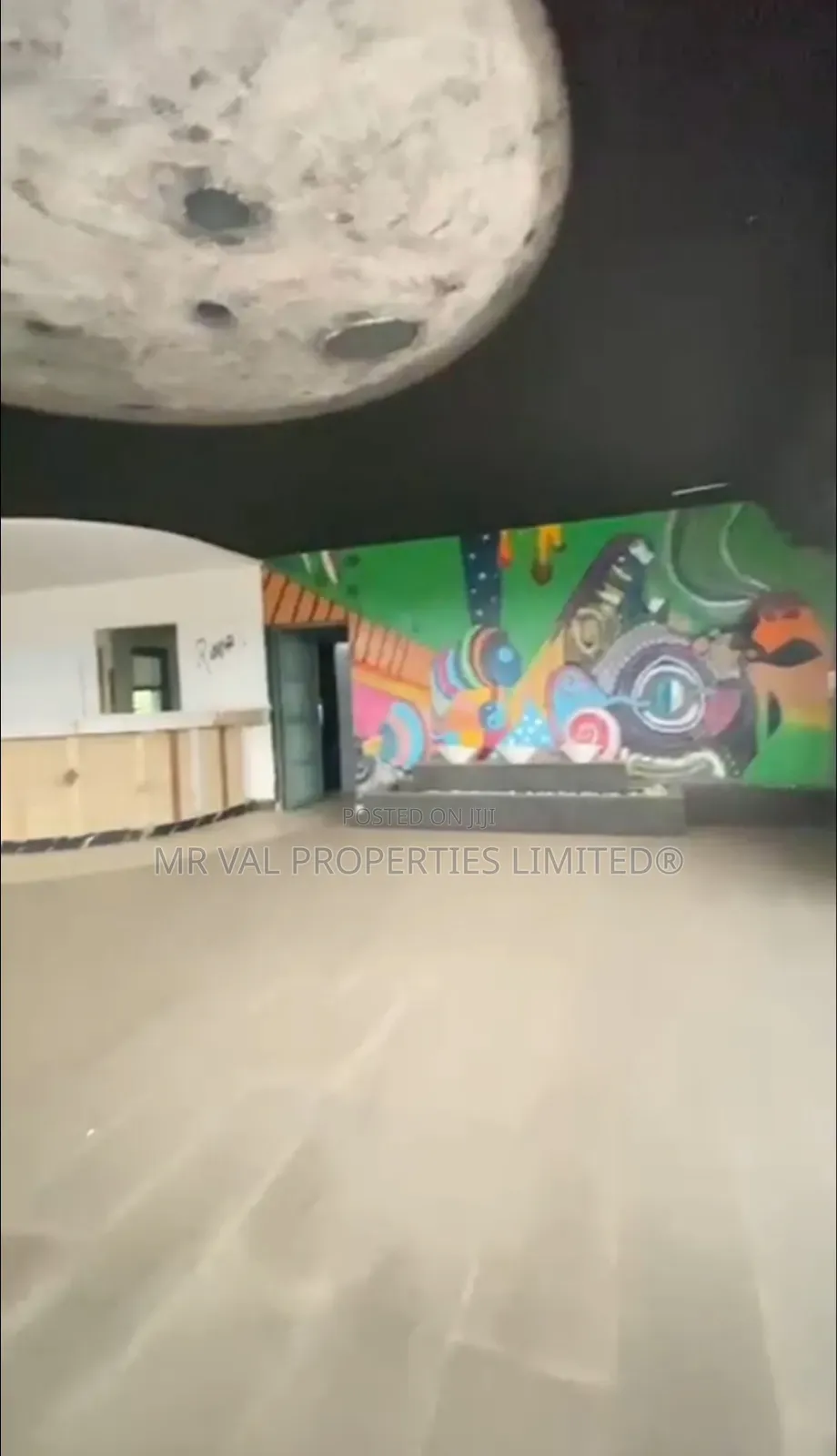 Massive Rooftop Space for Lease