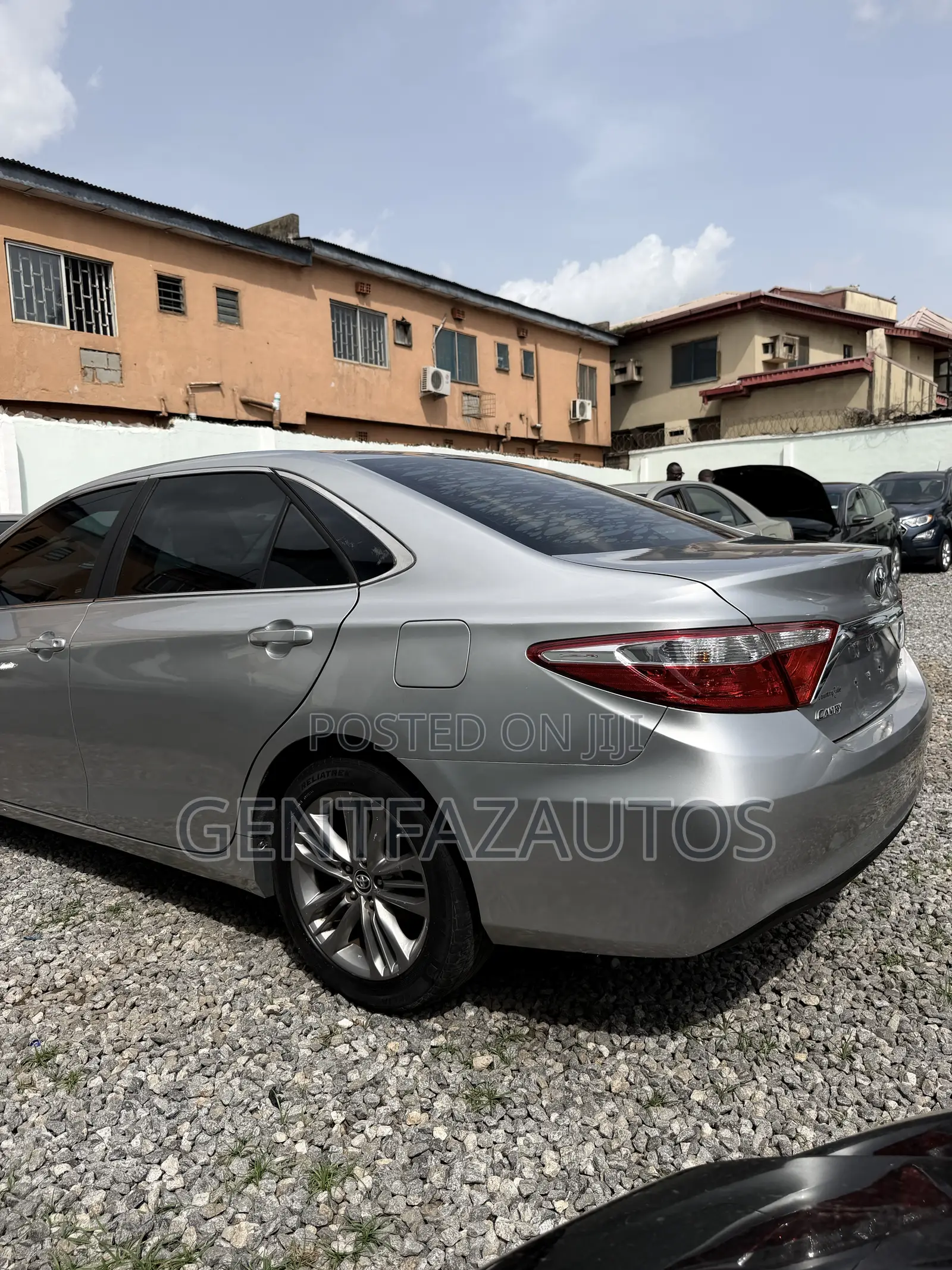 Toyota Camry SE 4dr Sedan (2.5L 4cyl 6A) 2016 Silver
