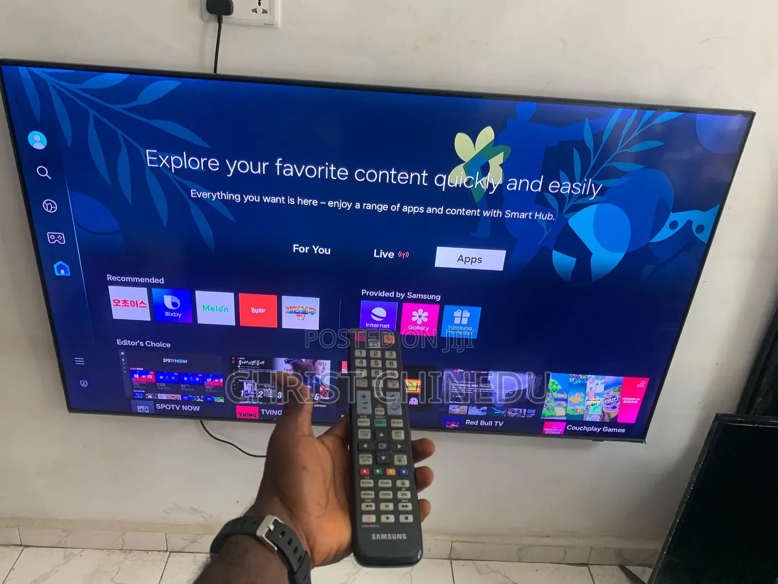 Qled Samsung 65inches Framless Airslim Comes With Free to Air Decoder