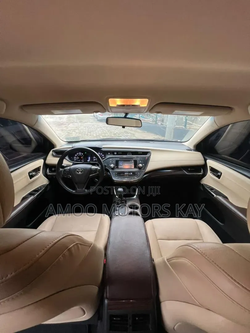 Toyota Avalon XLE Premium FWD Sedan (3.6L 6cyl 6A) 2016 Black