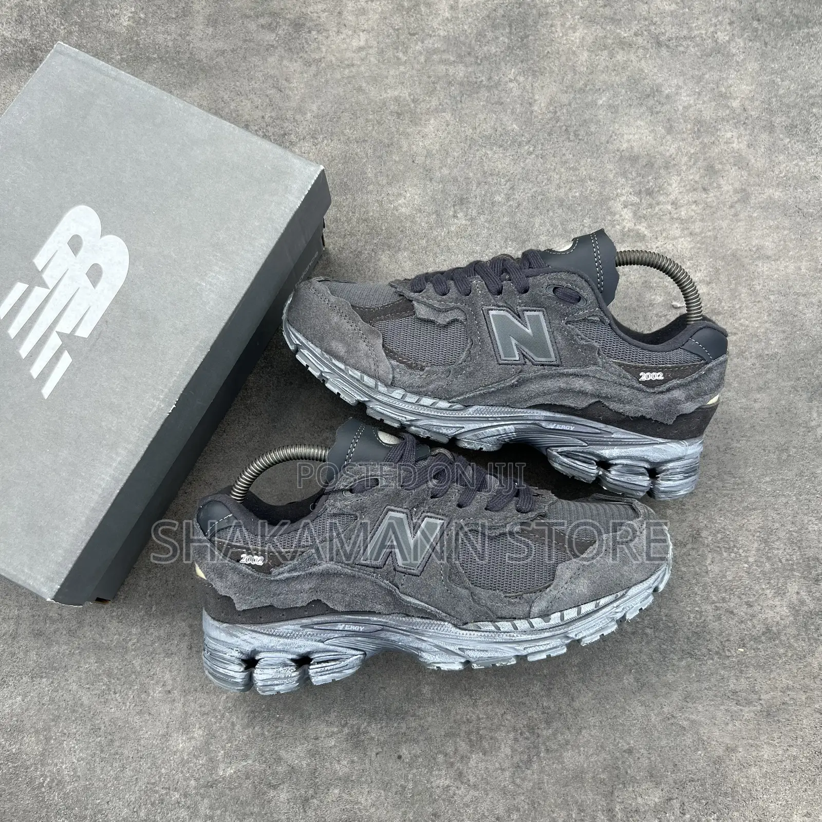 Original New Balance Protection Pack 2002r Grey