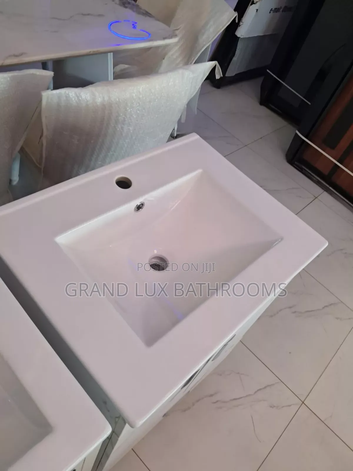 Luxury 60cm Cabinet Basin